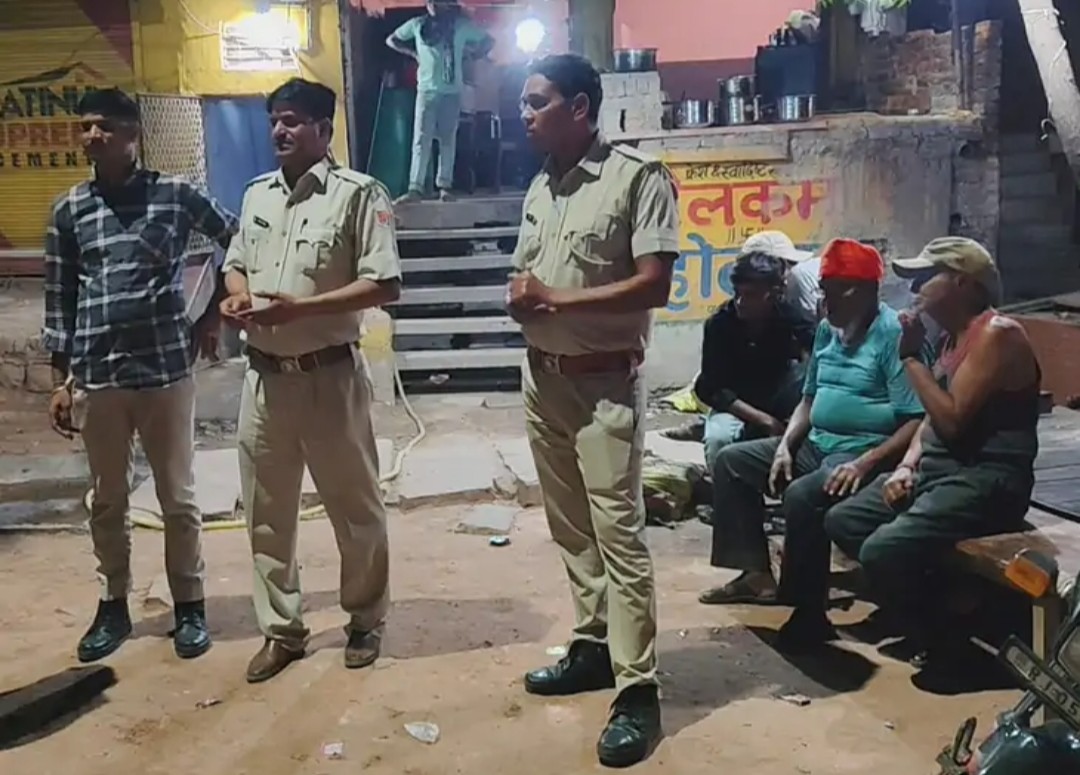 बयाना में खाना खाने आए बदमाशों ने होटल पर की फायरिंगः फरार आरोपियों का पुलिस ने 15KM तक किया पीछा, लेकिन हाथ नहीं आए आरोपी